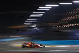 F1, a Singapore il trionfo Ferrari: doppietta delle Rosse, vince Vettel davanti a Leclerc