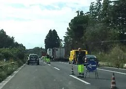 A18, autotreno in fiamme Coda di 2 km ad Acireale