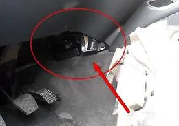 Fermati dalla GdF al casello di Fiumefreddo Sull&rsquo;auto nascondevano 1,5 chili di hashish