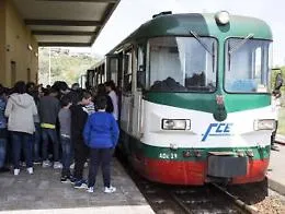 &rdquo;Le storie sotto il vulcano&rdquo; da leggere a bordo della Littorina