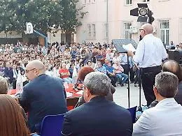 Sanit&agrave;, sindaci in piazza contro i "tagli" 
E il gruppo Pd all'Ars medita passo indietro