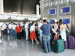 Eruzione dell&rsquo;Etna, prorogata la chiusura del settore C1: sospesi gli arrivi fino alle 8 del 14 agosto

