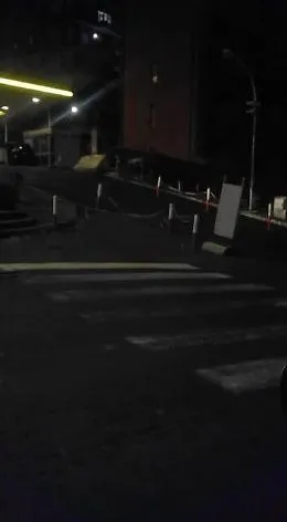 Tremestieri Etneo, paletti pericolosi in via Nuovaluce