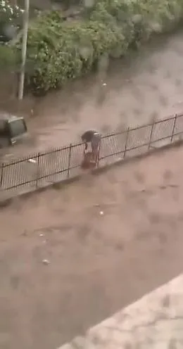 Maltempo a Palermo: famiglia in pericolo in via Brunelleschi