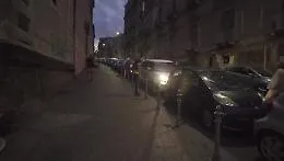 Posteggiatori abusivi e auto: ecco cosa succede nell'area pedonale di via Crociferi