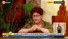 Il ministro Bellanova si commuove in diretta tv: &laquo;Da oggi gli invisibili saranno meno invisibili&raquo;