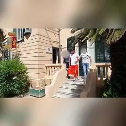 Mondello, arrestati i rapinatori seriali di borse