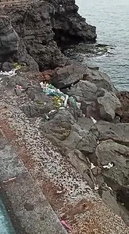Lungomare di Catania: l'incivilt&agrave; &egrave; indescrivibile