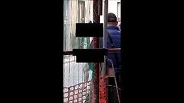 Erice, nudo per strada tenta di aggredire i carabinieri