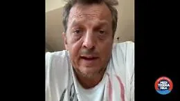 Mare Jonio, l'appello di Gabriele Muccino: &laquo;Fate scendere i 34 naufraghi&raquo;