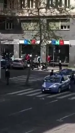 Catania, in viale Veneto un  blitz che fa discutere: ecco il video e la versione della polizia