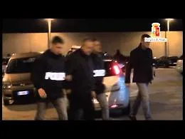 Palermo, dipendenti Rap razziano carburante e altri beni
