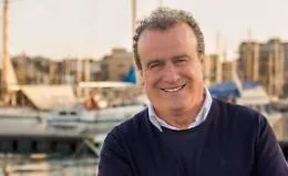 Restrizioni antiCovid, polemica per un post dell'ex deputato Granata. Ma lui: &laquo;Non sono negazionista&raquo;