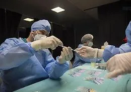 Covid: aspettando la quarta dose del vaccino, stop quarantena per gli asintomatici?