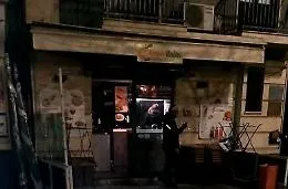 Catania, la Polizia municipale ha chiuso due chioschi: erano aperti dopo le 18