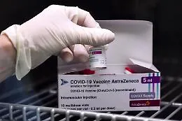 Morto dopo il vaccino, Tribunale assolve Astrazeneca