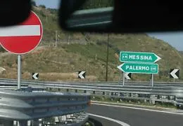Autostrada A20 Messina-Palermo; la protesta dei Consigli comunali arriva in Regione, chiesto un tavolo urgente e