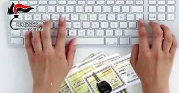 Randazzo, vende sul web false assicurazioni: denunciato 22enne napoletano