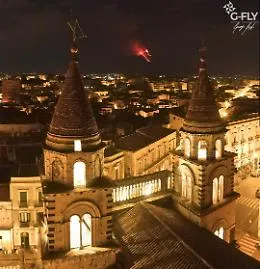 Gallery del 17&deg; parossismo dell'Etna