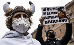 I ribelli del coprifuoco, il movimento IoApro: &laquo;Faremo a modo nostro&raquo;