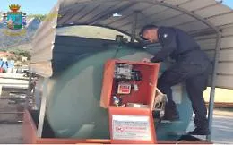 Gdf sequestra 12.500 litri di gasolio: due denunce a Palermo