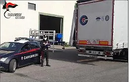 Giarre, ruba gasolio dai mezzi della zona artigianale: arrestato