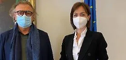 Sostegni ad Isole minori, sindaco di Lampedusa da Mara Carfagna