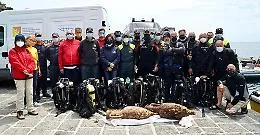 Due anfore romane recuperate nel mare di Ustica