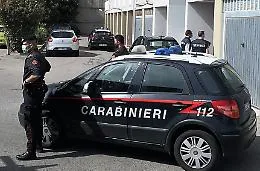 Catania, il cane Ivan scopre la cocaina nascosta nelle mutande del pusher