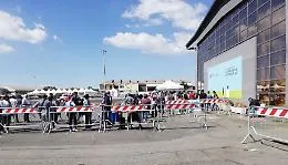 Covid, il caso Catania: prima in Italia per contagi, ultima per vaccini