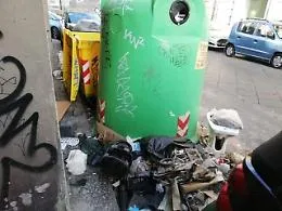 Catania: rifiuti incontrollati in via Reclusorio del Lume