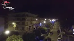 Si facevano prestare soldi dalle banche e facevano credito a tassi usurari: quattro ai domiciliari