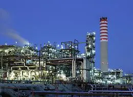 &laquo;Pi&ugrave; investimenti per fermare la fuga delle aziende&raquo;, ecco la ricetta per Siracusa, Ragusa e  Gela
