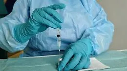 Vaccini, nell'hub Fiera del Mediterraneo di Palermo prime dosi ai giovanissimi