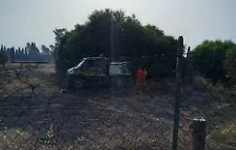 Incendio lambisce vivaio, paura a San Francesco la Rena