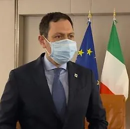 Razza: &laquo;Anche in Sicilia dal 28 giugno niente pi&ugrave; mascherine all'aperto&raquo;