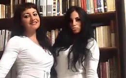 &ldquo;Un viaggio emozionale fra musica e danza all&rsquo;insegna della solidariet&agrave;.&rdquo;