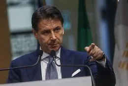 Conte: &laquo;Fu Beppe Grillo a chiedermi di diventare leader del M5S&raquo;