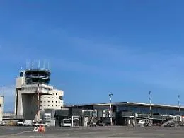 Aeroporto, mezz'ora di parcheggio gratis per il " kiss and fly"