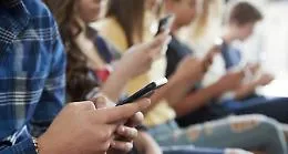 S&igrave; Whatsapp, no Facebook, ma sempre connessi: cosi giovani siciliani si muovono nel mondo digitale