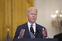 Kabul, Biden nell'occhio del ciclone si difende in tv: &laquo;Rispetter&ograve; gli impegni&raquo;