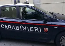 Danni a saracinesca e alla targa di uno studio medico: denunciato un pensionato