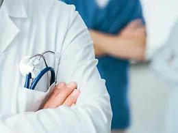 Medico aggredito nella guardia medica di Portopalo