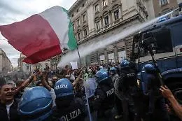 Sindacati sotto attacco di chi non vuole il dialogo
