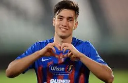 Moro l'erede del Papu Gomez: tutti pazzi per il baby bomber del Catania