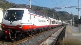Sicilia, ecco la &ldquo;quasi&rdquo; Alta Velocit&agrave;: luned&igrave; a Catania arriva il Frecciabianca