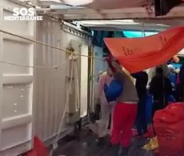 Migranti, la Ocean Viking sbarcher&agrave; ad Augusta