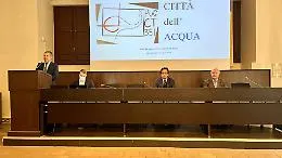 Sviluppo e sicurezza: nuove soluzioni tecniche di drenaggio e attenzione alla connessione tra mare e citt&agrave;
