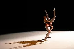 Danza, la sensualit&agrave; nelle coreografie di Helge Letonja