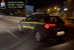 Traffico di droga tra Sicilia, Malta e Calabria: 16 arresti, sequestrati 423 kg di stupefacenti